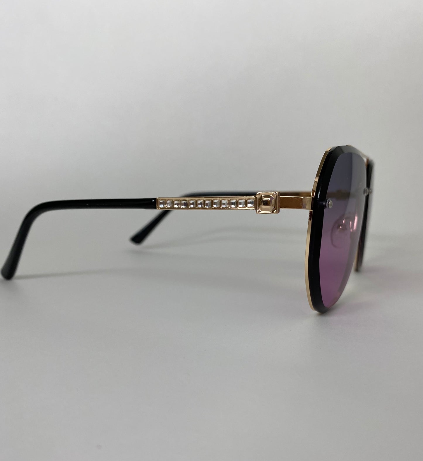 Glamorous Sunglasses -Black to Purple