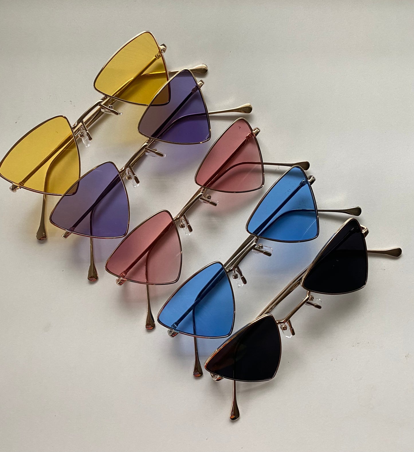 Three Sides To A Story Sunglasses - Pink